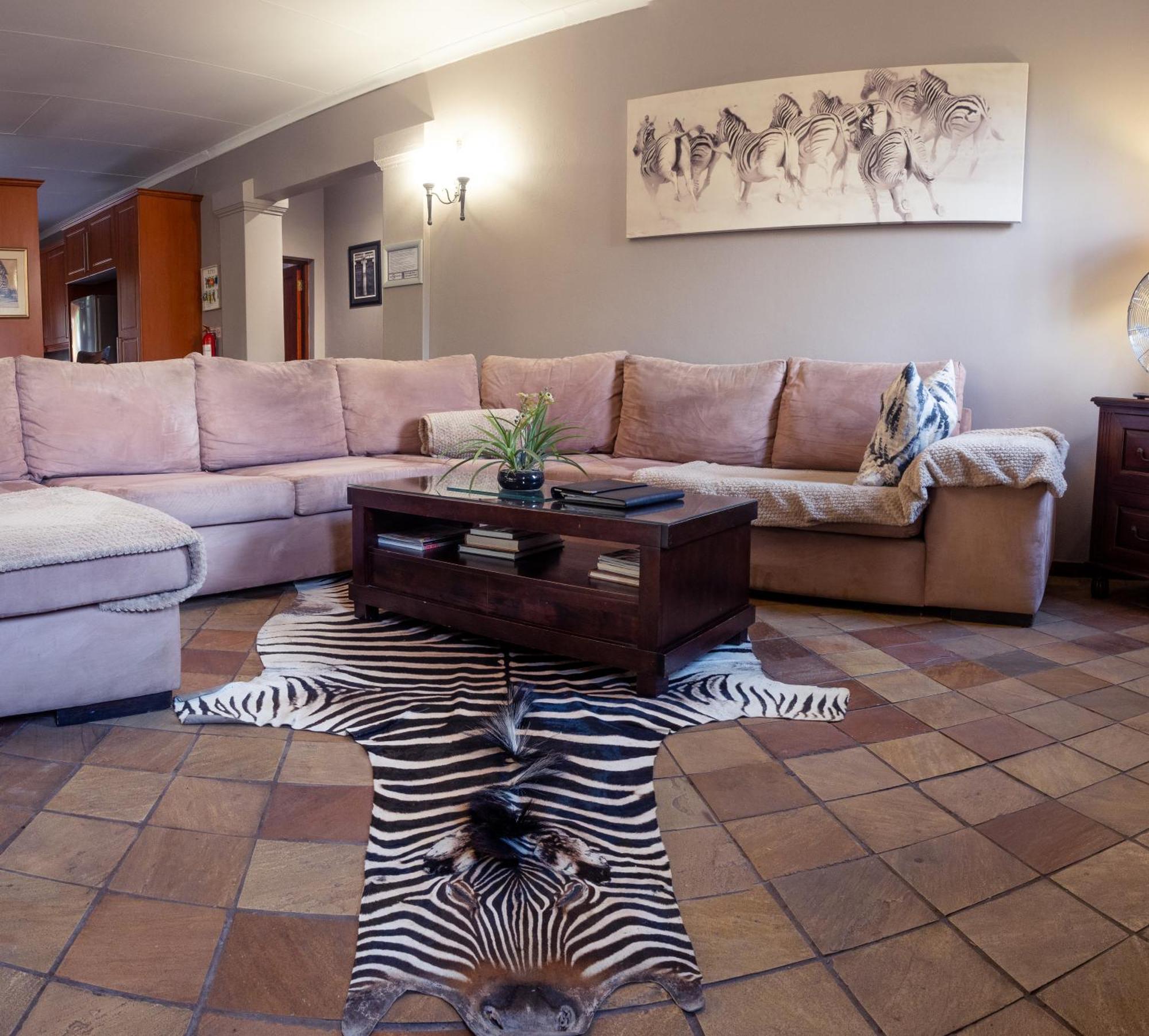 Tuareg Guest House Midrand Eksteriør bilde
